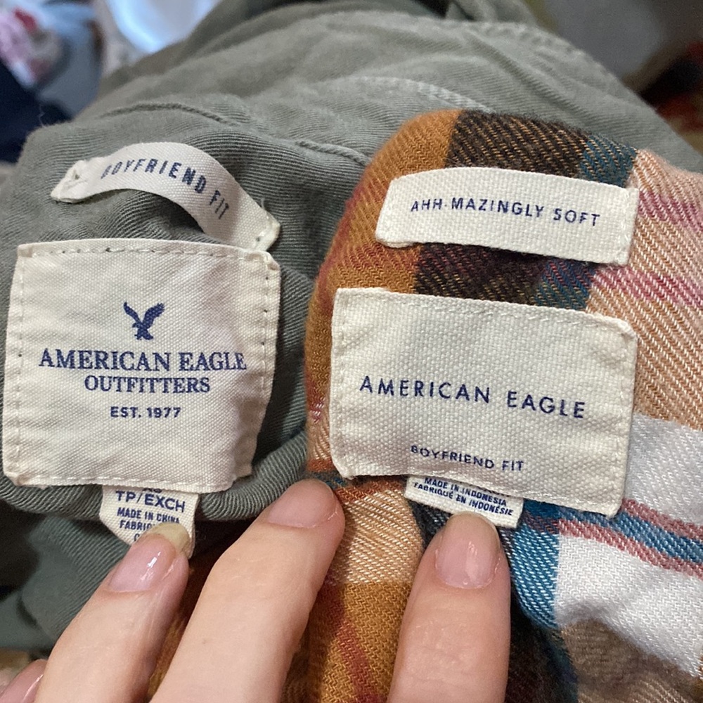 Bundle of American Eagle, Boyfriend Fit & Hollister flannels long sleeve - Picture 10 of 16